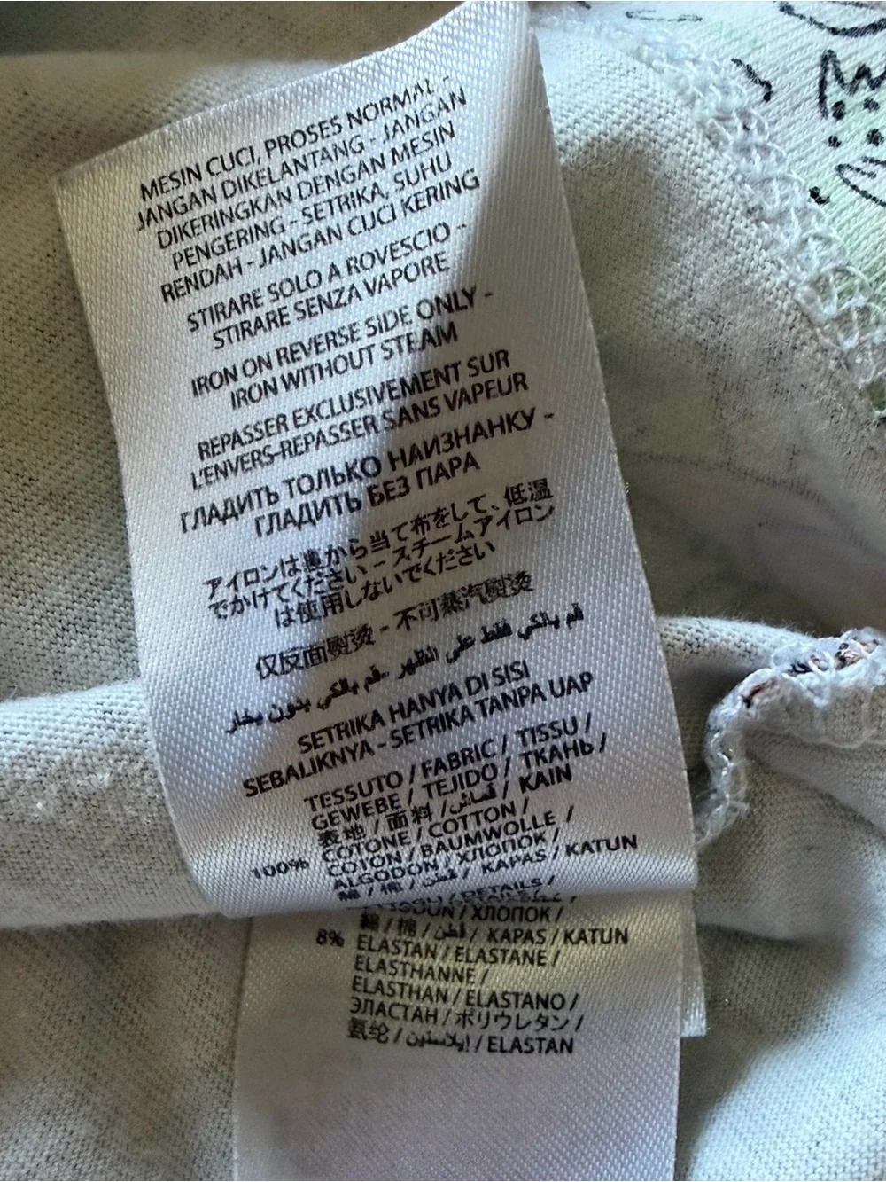 Stella McCartney White Tee with Multicolor Dragon Print /size 3